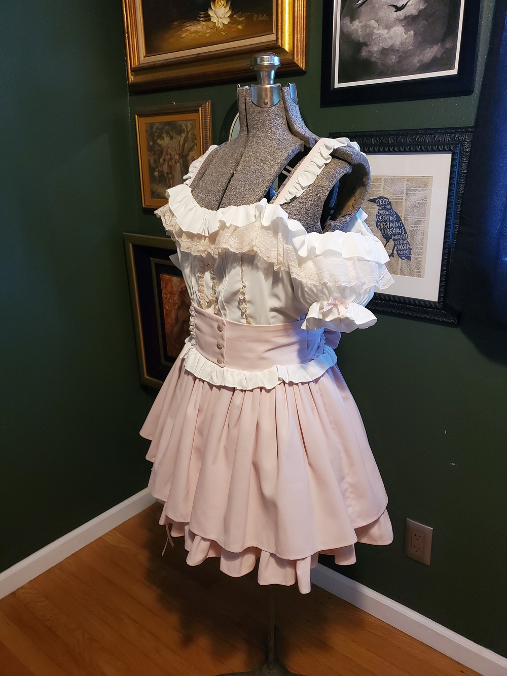 Pink and White Lace-Trim Jirai Kei Lolita set - Picture 4 of 10